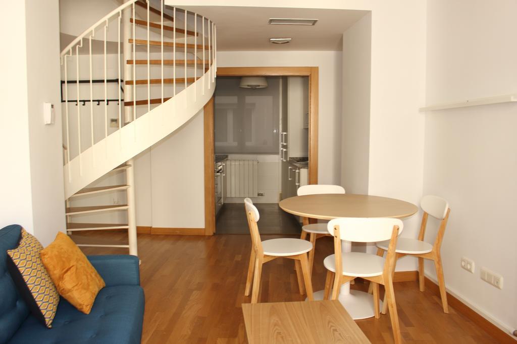פמפלונה Aloha Apartamentos חדר תמונה