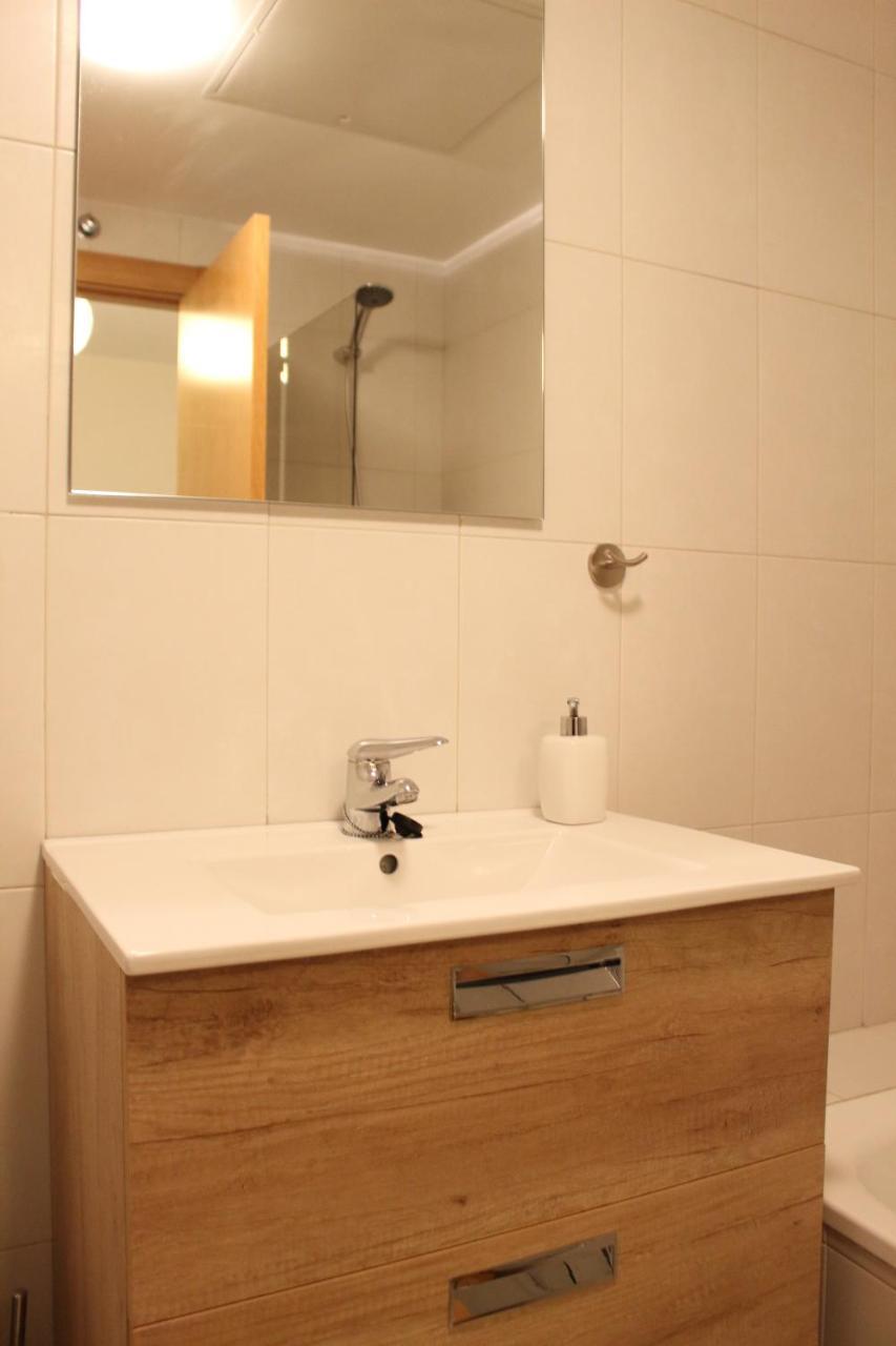פמפלונה Aloha Apartamentos מראה חיצוני תמונה